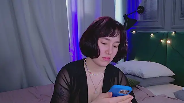 Snapshot of So_audrey chatting on 03/15/25, 10:57 So audrey online show from 03/15/25, 10:57