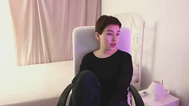 Snapshot of So_audrey chatting on 12/04/25, 06:55 So audrey online show from 12/04/25, 06:55