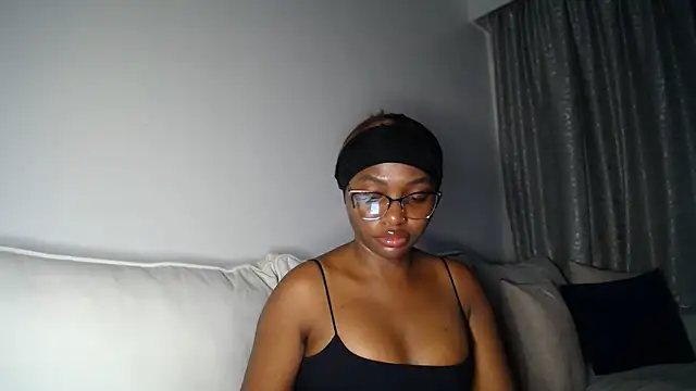 Pretty Liya08 online show from 04/20/26, 05:48