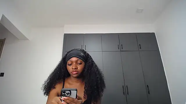 Pretty Liya08 online show from 06/17/26, 05:47