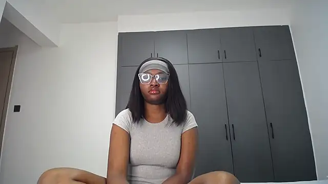 Pretty Liya08 online show from 07/03/26, 01:06