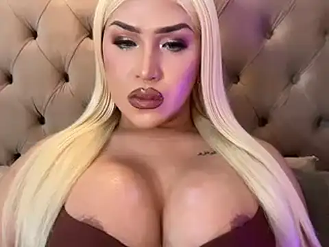 Your Majesty Tyra online show from 12/10/24, 08:08