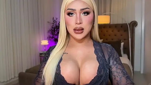 Your Majesty Tyra online show from 10/23/25, 05:40