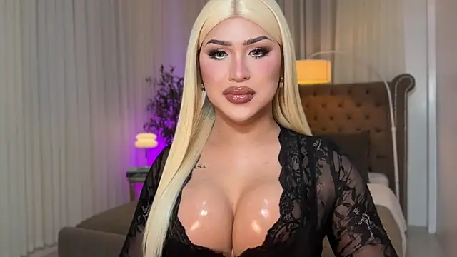 Your Majesty Tyra online show from 10/25/25, 05:15