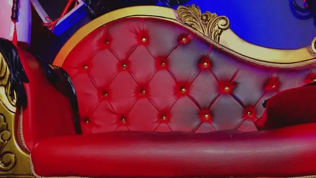 PerlaDivaio online show from 02/19/25, 02:01