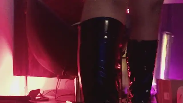 PerlaDivaio online show from 02/21/26, 12:50