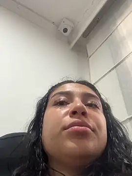 Snapshot of dayra_angels chatting on 10/03/25, 07:11 dayra angels online show from 10/03/25, 07:11