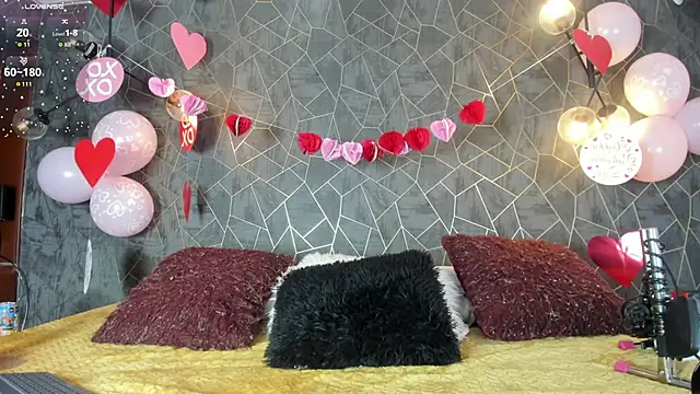 Snapshot of dayra_angels chatting on 02/19/26, 08:16 dayra angels online show from 02/19/26, 08:16