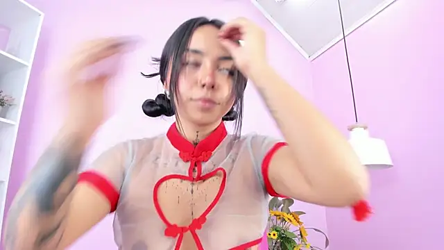 miss soffi  online show from 02/04/25, 03:36