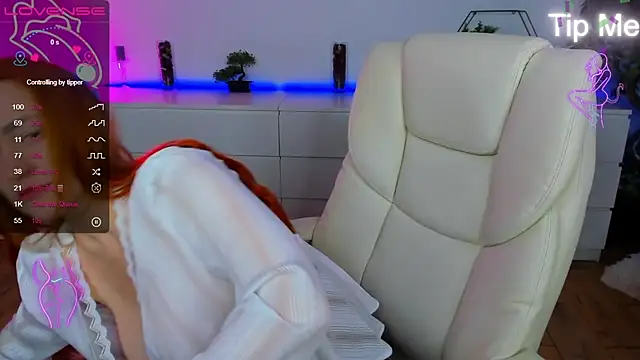 Kamilla Hot online show from 11/09/25, 07:01