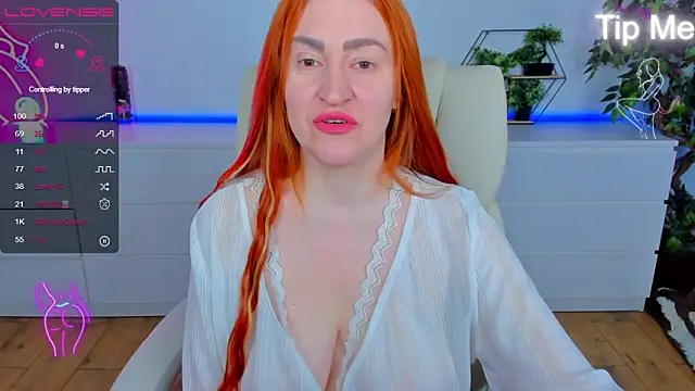 Kamilla Hot online show from 03/06/26, 07:05