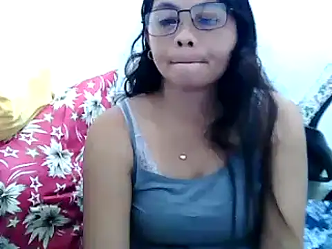 Snapshot of pinay_milfxx chatting on 02/13/25, 10:43 pinay milfxx online show from 02/13/25, 10:43