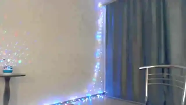 elenaza online show from 04/22/26, 08:32