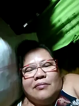 Snapshot of Chubbysweetmom chatting on 02/27/25, 09:04 Chubbysweetmom online show from 02/27/25, 09:04