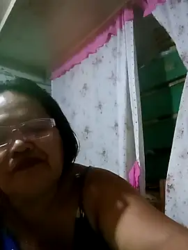 Snapshot of Chubbysweetmom chatting on 07/01/26, 11:37 Chubbysweetmom online show from 07/01/26, 11:37