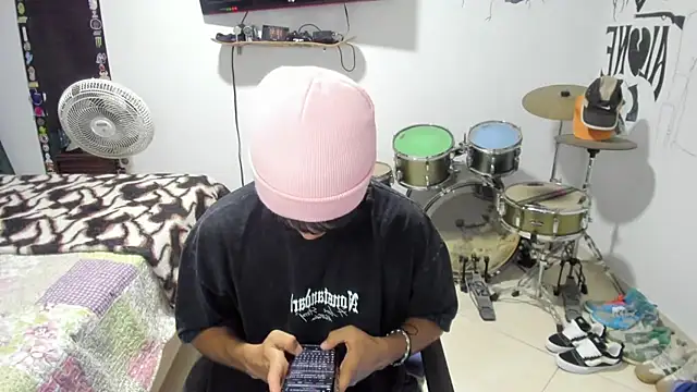 Zack falcon online show from 12/03/25, 04:09