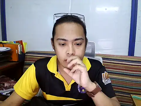 Your PrettyGirlxxx online show from 02/26/25, 05:31