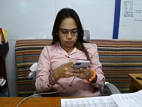 Your PrettyGirlxxx online show from 02/27/25, 05:34