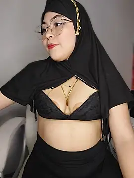 Hana    online show from 04/01/26, 11:57