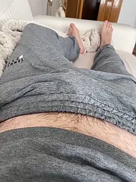 Snapshot of okanist chatting on 02/23/25, 11:00 okanist online show from 02/23/25, 11:00