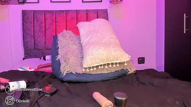 Olivia ds online show from 03/21/25, 07:55