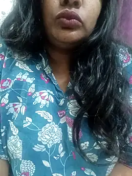 rekhabb123 online show from 02/02/26, 12:20