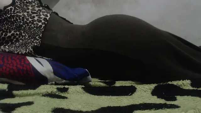 Kittywhiteass online show from 12/05/24, 09:06