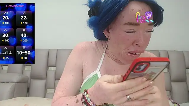 Kittywhiteass online show from 02/06/26, 04:17