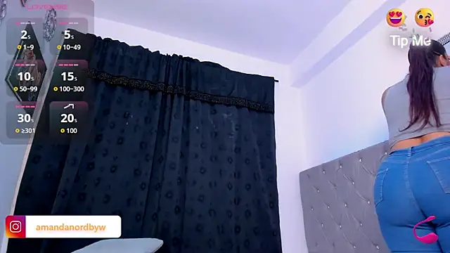 AmandaNordby  online show from 02/18/26, 10:28