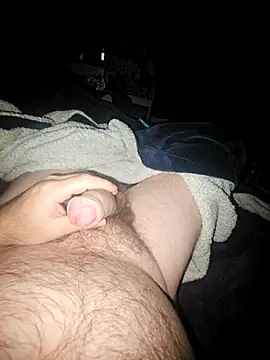 Snapshot of thefox92 chatting on 12/20/25, 01:23 thefox92 online show from 12/20/25, 01:23