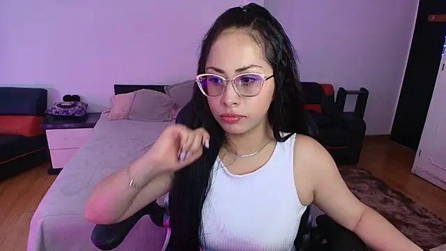 yesie hot online show from 02/14/26, 01:24