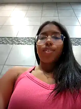 Snapshot of SheenaBrooke chatting on 01/04/25, 01:52 SheenaBrooke online show from 01/04/25, 01:52