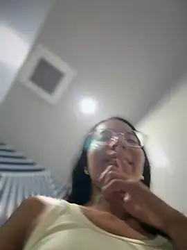 SheenaBrooke online show from 04/21/26, 09:59