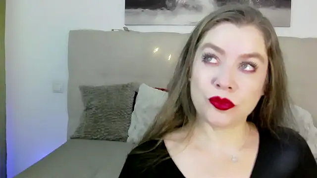 PetersEmily online show from 12/12/24, 09:37