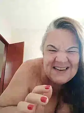 Snapshot of Yaya_Mineira chatting on 12/04/24, 12:36 Yaya Mineira online show from 12/04/24, 12:36