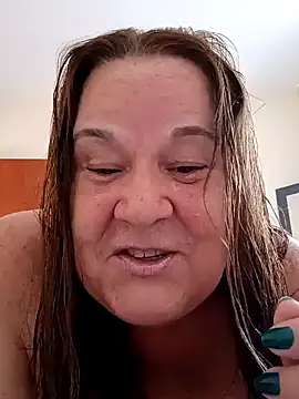 Snapshot of Yaya_Mineira chatting on 02/06/25, 12:37 Yaya Mineira online show from 02/06/25, 12:37