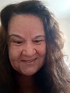 Snapshot of Yaya_Mineira chatting on 03/22/25, 01:19 Yaya Mineira online show from 03/22/25, 01:19