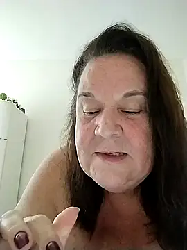 Snapshot of Yaya_Mineira chatting on 09/18/25, 05:48 Yaya Mineira online show from 09/18/25, 05:48