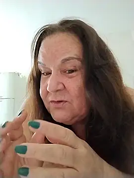 Yaya Mineira online show from 11/15/25, 10:45