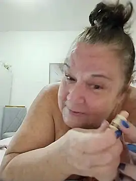 Yaya Mineira online show from 11/30/25, 11:42