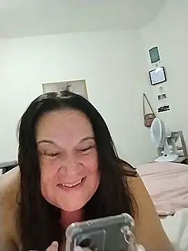 Yaya Mineira online show from 02/22/26, 02:02