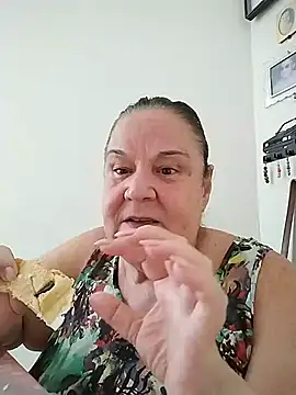 Yaya Mineira online show from 04/23/26, 12:29
