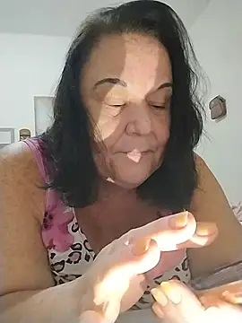 Snapshot of Yaya_Mineira chatting on 05/26/26, 11:12 Yaya Mineira online show from 05/26/26, 11:12