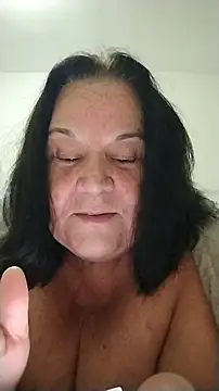 Snapshot of Yaya_Mineira chatting on 06/07/26, 01:21 Yaya Mineira online show from 06/07/26, 01:21