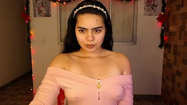 Snapshot of sexyladyy_ chatting on 12/15/24, 02:16 sexyladyy online show from 12/15/24, 02:16