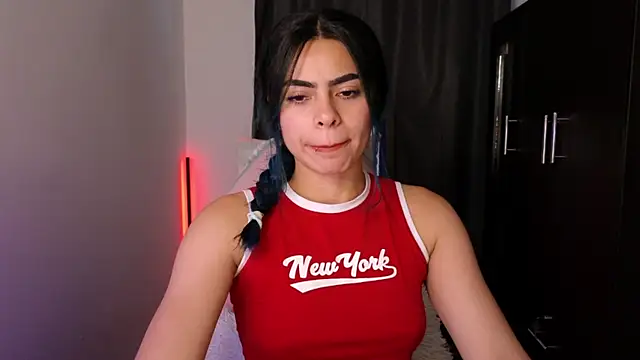 Snapshot of sexyladyy_ chatting on 09/25/25, 10:46 sexyladyy online show from 09/25/25, 10:46