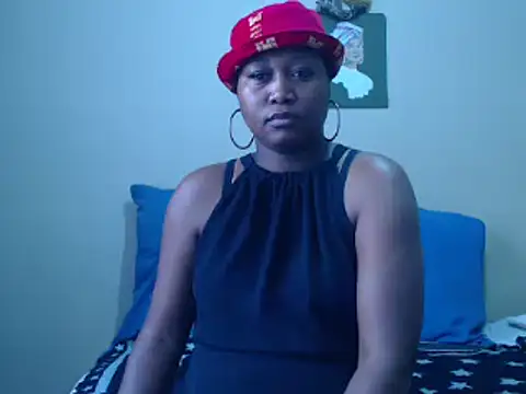 Snapshot of EbonySeductressx chatting on 03/10/25, 04:03 EbonySeductressx online show from 03/10/25, 04:03