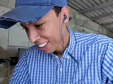 EL-CHICLE-TV online show from 09/18/25, 04:31