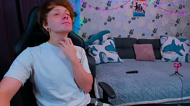 Snapshot of lakmsrrrmrrr chatting on 12/02/24, 07:47 lakmsrrrmrrr online show from 12/02/24, 07:47