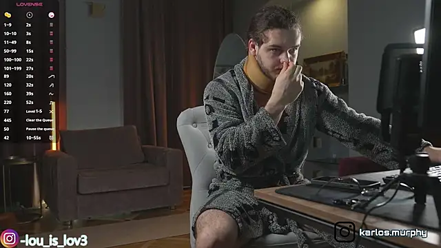 Louis Karlos online show from 11/12/25, 04:02